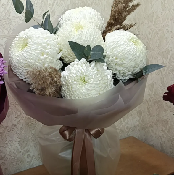 Белый Атлас в Симферополе